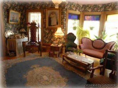 The Lion And The Rose Bed & Breakfast Whitefield Intérieur photo