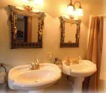 The Lion And The Rose Bed & Breakfast Whitefield Chambre photo